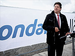 Reinhard Meyer , ministr hospodářství Šlesvicko-Holštýnska